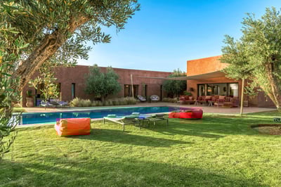 Luxury Villa Photo #6