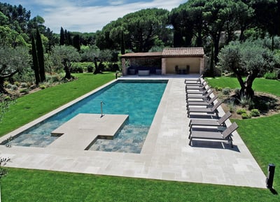 Luxury Villa Photo #4