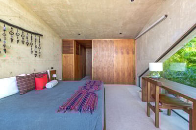 Luxury Villa Photo #10