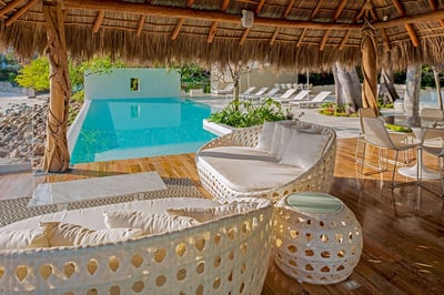 Luxury Villa Photo #3