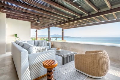 Luxury Villa Photo #6