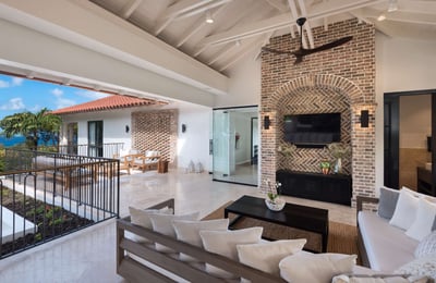 Luxury Villa Photo #16