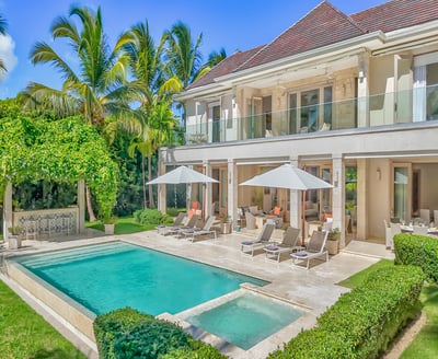 Luxury Villa Photo #2