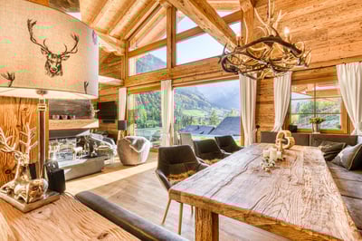 Luxury Villa Photo #12