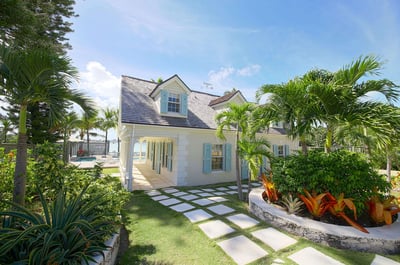 Luxury Villa Photo #5