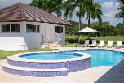 Luxury Villa Photo #3