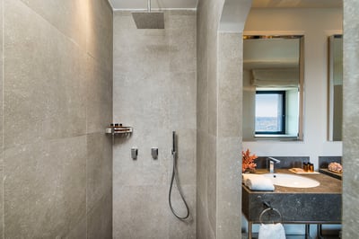 Luxury Villa Photo #50