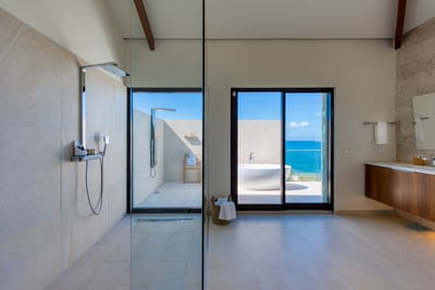Luxury Villa Photo #49