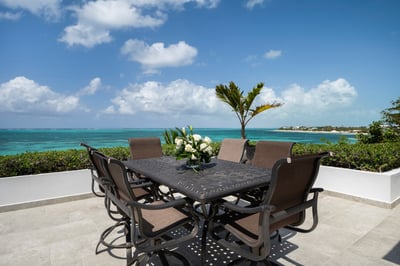 Luxury Villa Photo #6