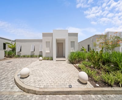 Luxury Villa Photo #16