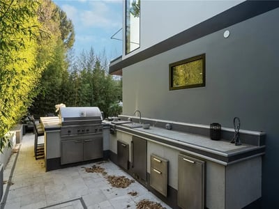 Luxury Villa Photo #7