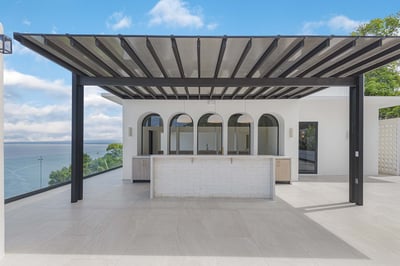 Luxury Villa Photo #14