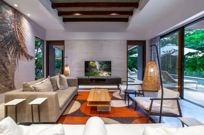Luxury Villa Photo #9