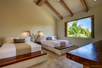 Luxury Villa Photo #19