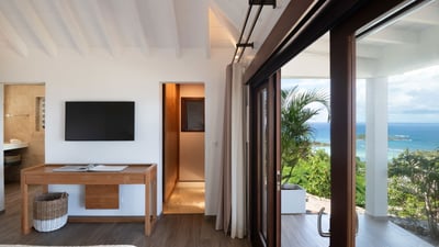 Luxury Villa Photo #36
