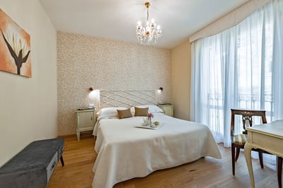 Luxury Villa Photo #32