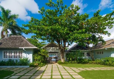 Luxury Villa Photo #11
