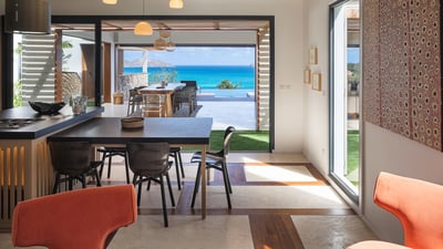 Kitchen & Dining Area