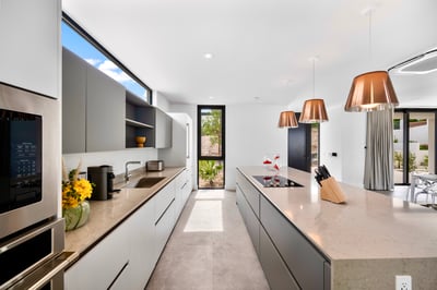 Luxury Villa Photo #30