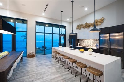 Luxury Villa Photo #16