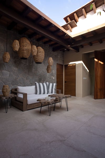 Luxury Villa Photo #4