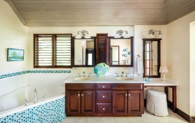 Luxury Villa Photo #16