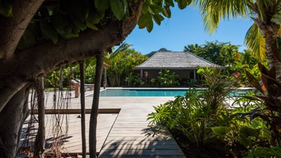 Luxury Villa Photo #17