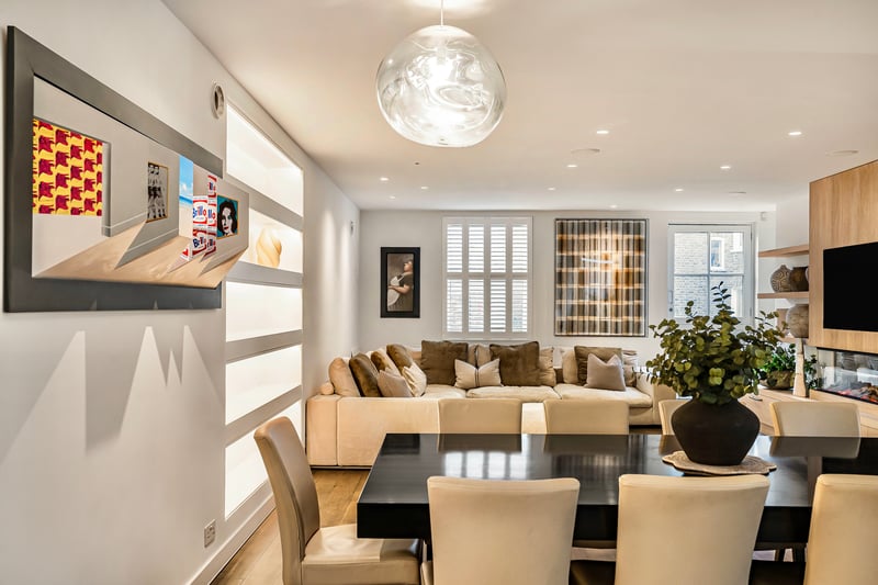 Pindock Mews