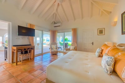 Luxury Villa Photo #20