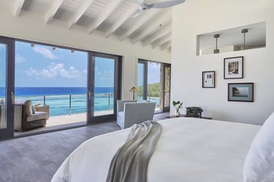 Luxury Villa Photo #9