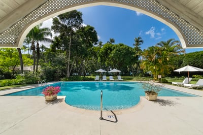 Luxury Villa Photo #5