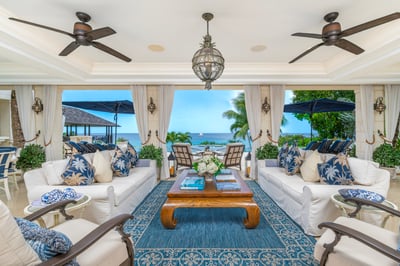 Luxury Villa Photo #30