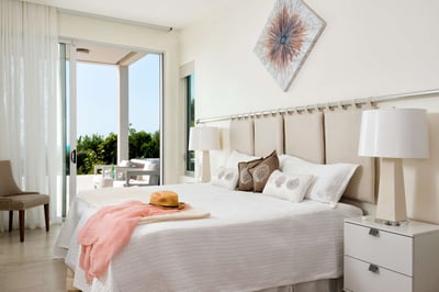 Luxury Villa Photo #16