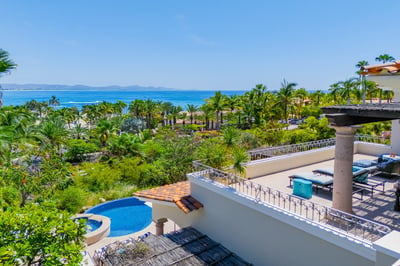Luxury Villa Photo #19