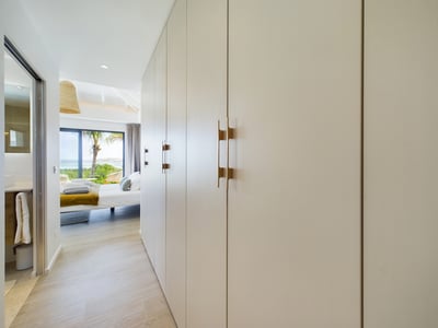 Luxury Villa Photo #24