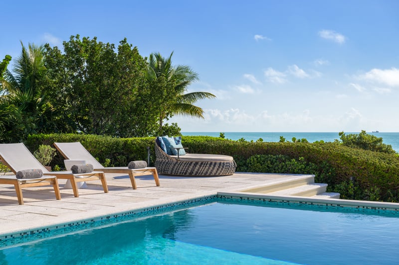 Clevelander Villa