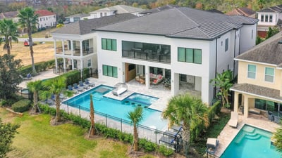 Luxury Villa Photo #2