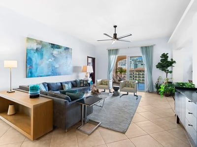 Luxury Villa Photo #11