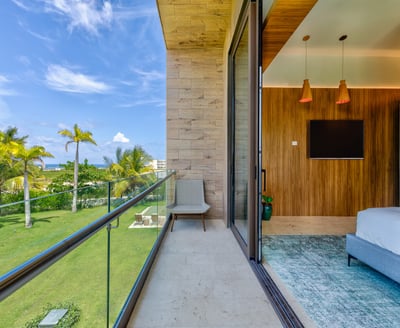 Luxury Villa Photo #50
