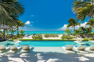 Luxury Villa Photo #6