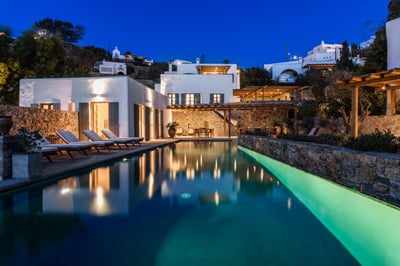 Luxury Villa Photo #5