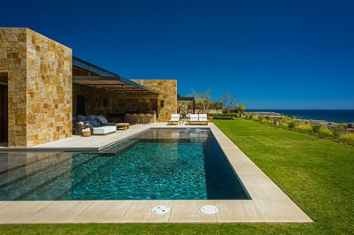 Luxury Villa Photo #2