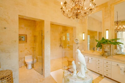 Luxury Villa Photo #66