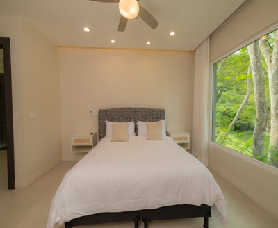 Luxury Villa Photo #55