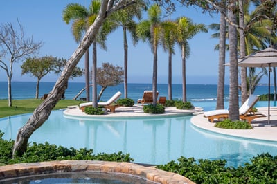 Luxury Villa Photo #7