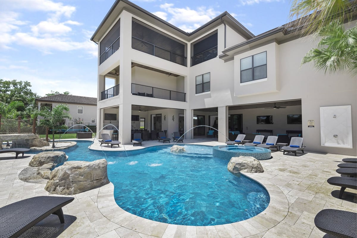 Enchanted Canopy Lodge