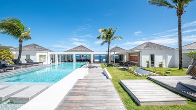 Pool 1 & Terrace