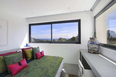 Luxury Villa Photo #26