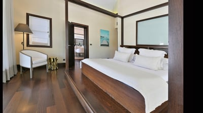 Luxury Villa Photo #42