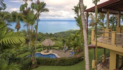Luxury Villa Photo #3